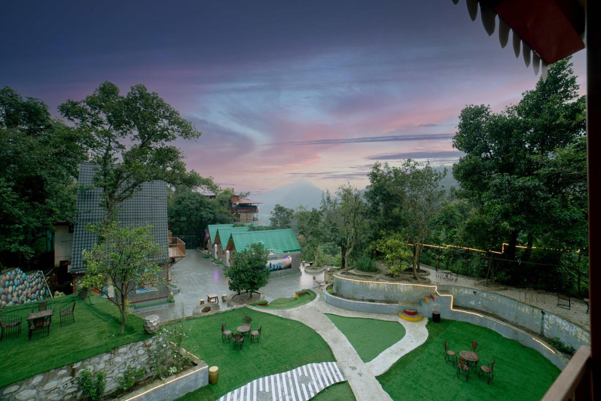 Mudras Grove Resort, Nainital Esterno foto