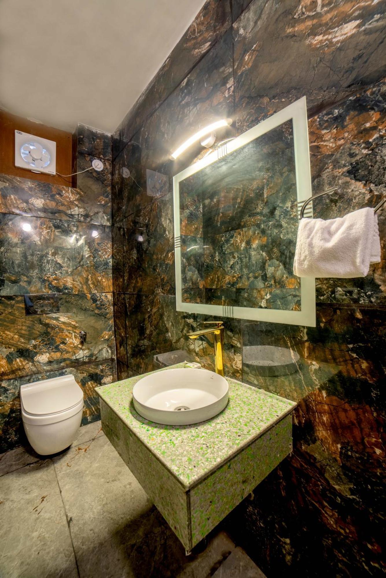 Mudras Grove Resort, Nainital Esterno foto